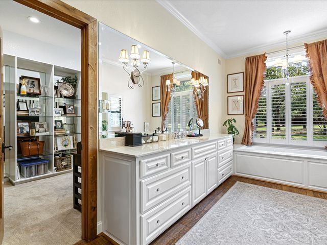 242 Bishop Drive, Weatherford, TX 76088