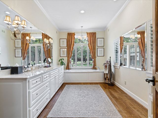 242 Bishop Drive, Weatherford, TX 76088