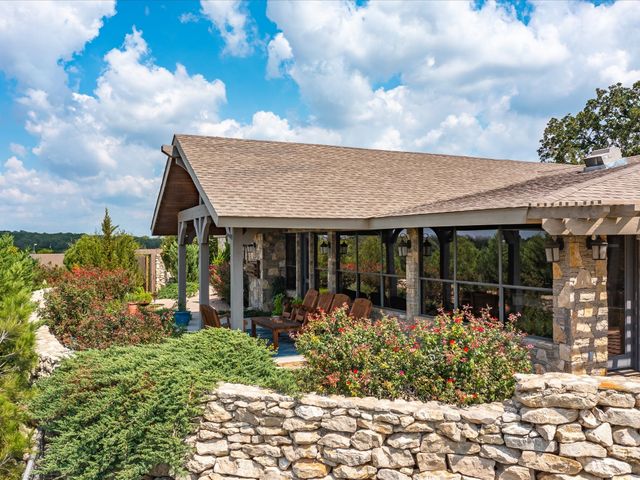 242 Bishop Drive, Weatherford, TX 76088