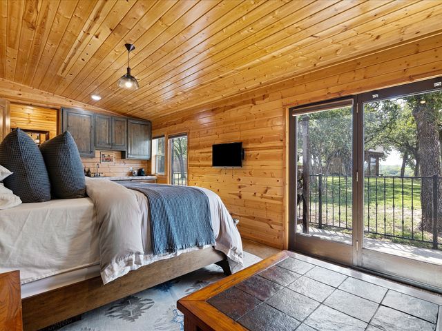 242 Bishop Drive, Weatherford, TX 76088