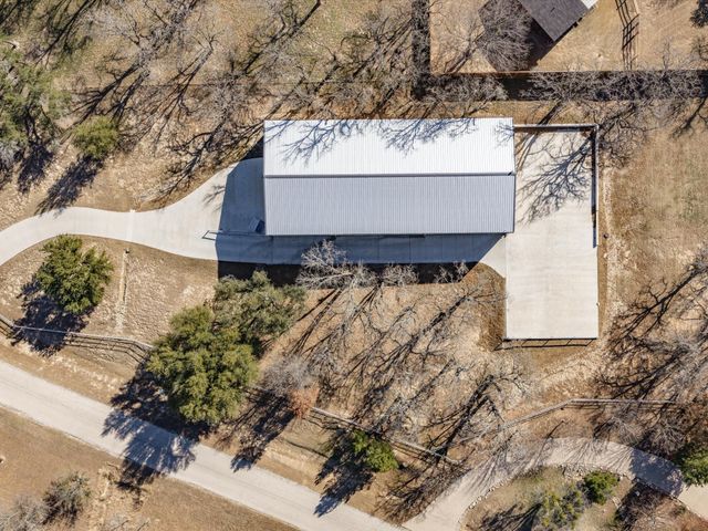 242 Bishop Drive, Weatherford, TX 76088