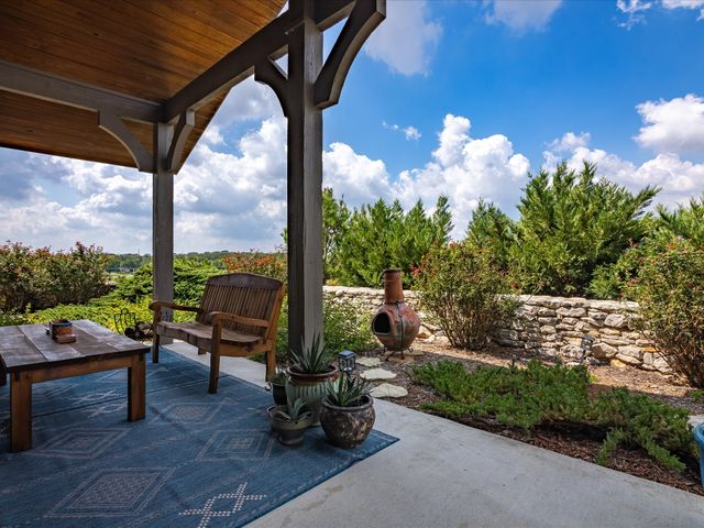 242 Bishop Drive, Weatherford, TX 76088