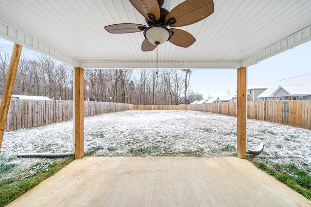 472 Hawkins Road, Clarksville, TN 37040