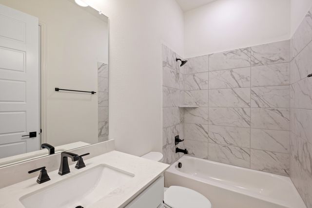 557 Baker Court, Fate, TX 75189