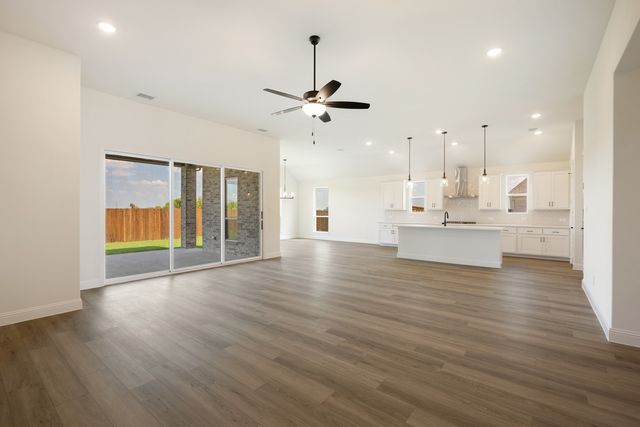 557 Baker Court, Fate, TX 75189