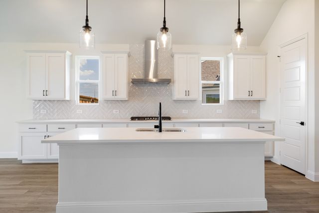 557 Baker Court, Fate, TX 75189