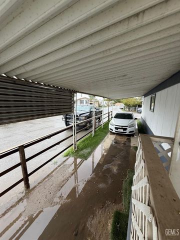 6201 Wible Road 31, Bakersfield, CA 93313