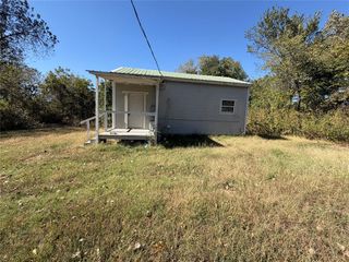 333033 E 1065 Road, Mcloud, OK 74851