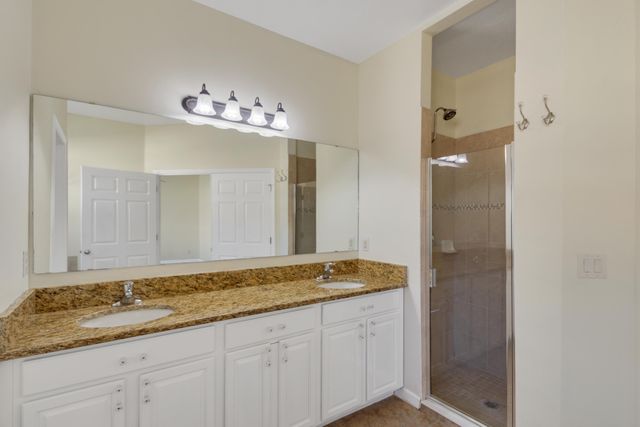 1450 Caddy Court, Vero Beach, FL 32966