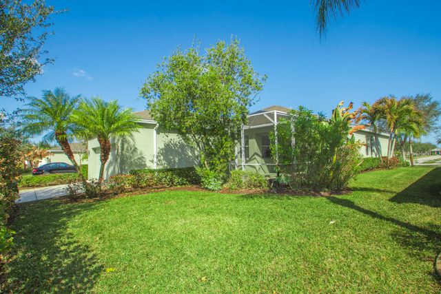1450 Caddy Court, Vero Beach, FL 32966
