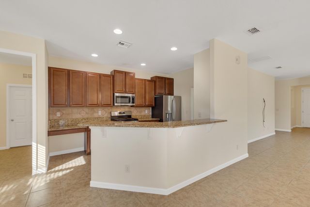 1450 Caddy Court, Vero Beach, FL 32966