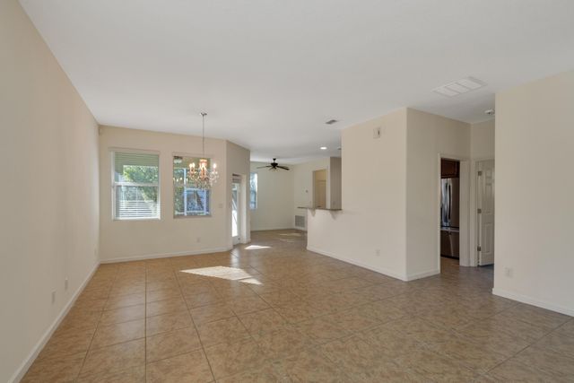 1450 Caddy Court, Vero Beach, FL 32966