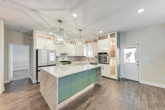 1529 Brimhurst DR, Leander, TX 78641