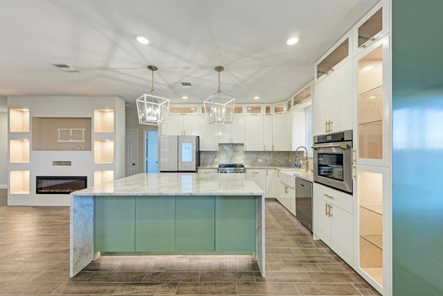 1529 Brimhurst DR, Leander, TX 78641