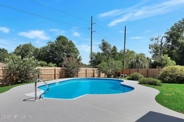 512 ROCKWOOD Court, Orange Park, FL 32065
