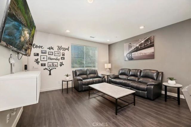 3562 E Moonlight Street, Ontario, CA 91761