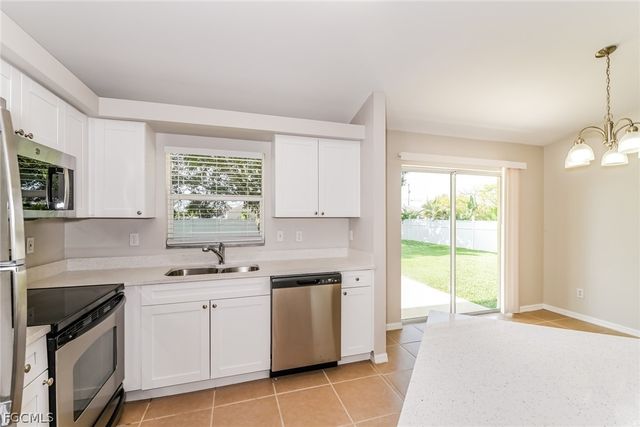 1804 NE 21st ST, Cape Coral, FL 33909