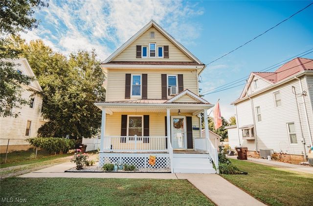 209 Elm Street, Belpre, OH 45714