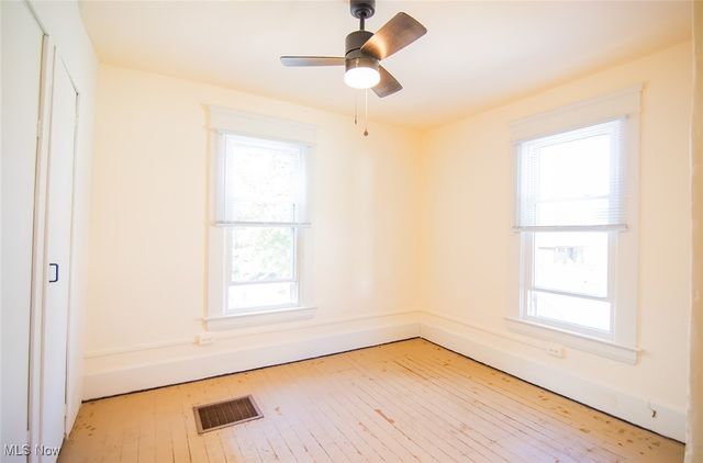 209 Elm Street, Belpre, OH 45714