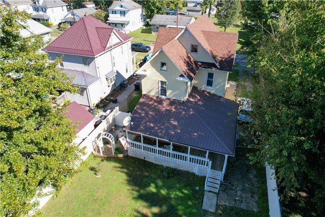 209 Elm Street, Belpre, OH 45714