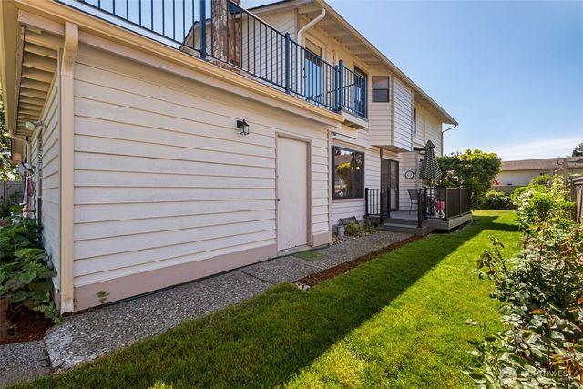 13804 SE 237th Place, Kent, WA 98042