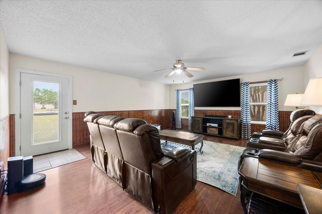 303 Anita Lane, Waxahachie, TX 75165