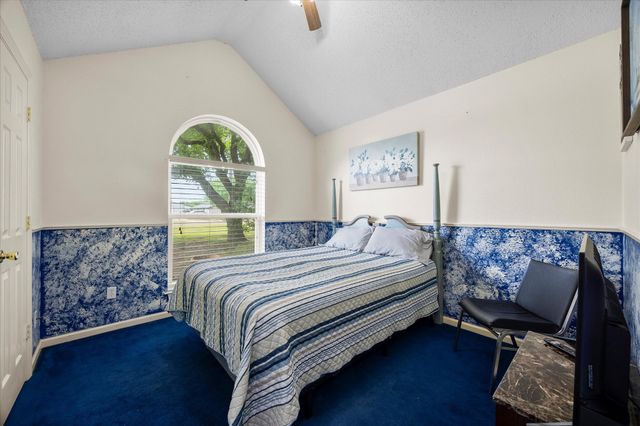 303 Anita Lane, Waxahachie, TX 75165