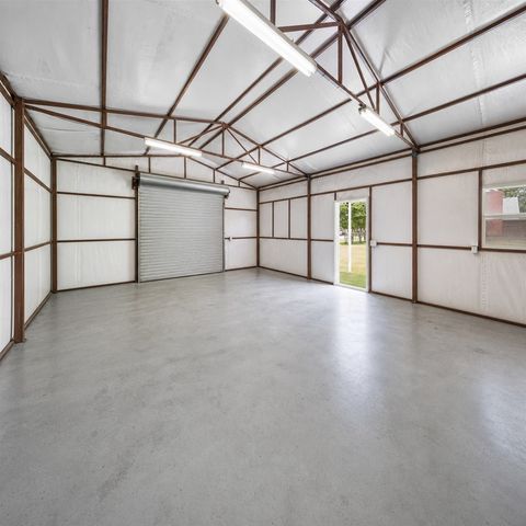 303 Anita Lane, Waxahachie, TX 75165