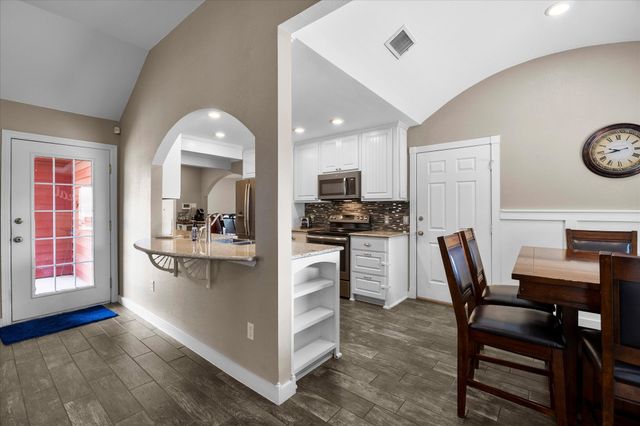 303 Anita Lane, Waxahachie, TX 75165