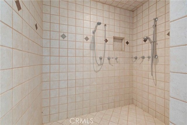 6922 G Street, Merced, CA 95340