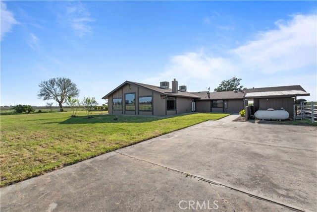 6922 G Street, Merced, CA 95340