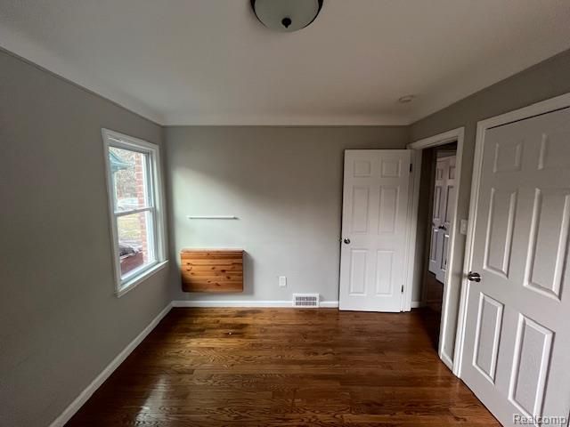 17694 Shaftsbury Avenue, Detroit, MI 48219