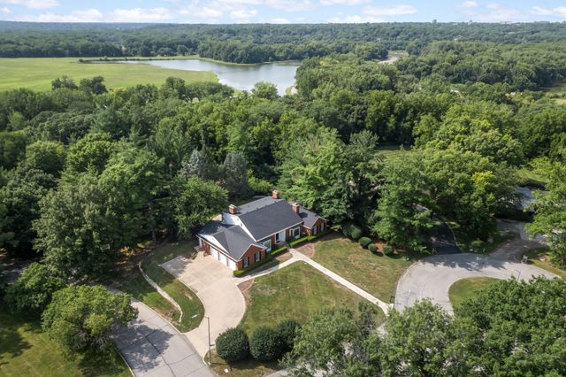 2900 Cayuga Point, Des Moines, IA 50321
