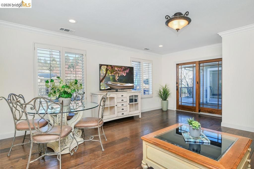 Image 15 of property listing at 1271 1271 Camino Tassajara, Danville, CA 94526