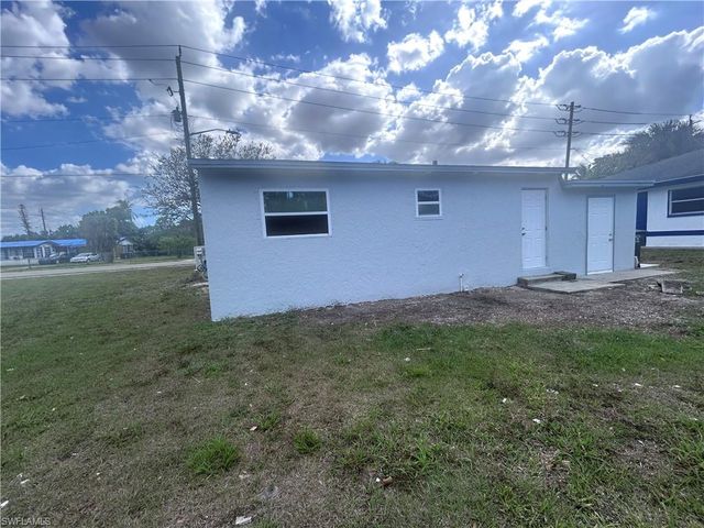 2655 Market ST, Fort Myers, FL 33916