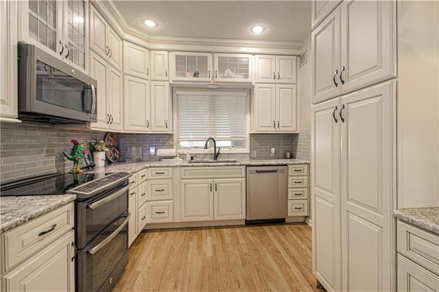 14335 Russell Street, Overland Park, KS 66223
