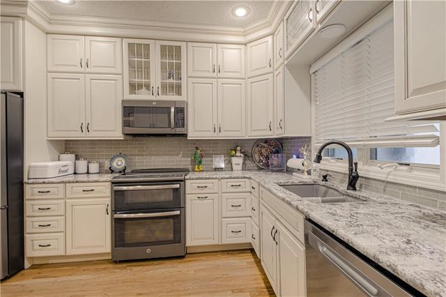 14335 Russell Street, Overland Park, KS 66223
