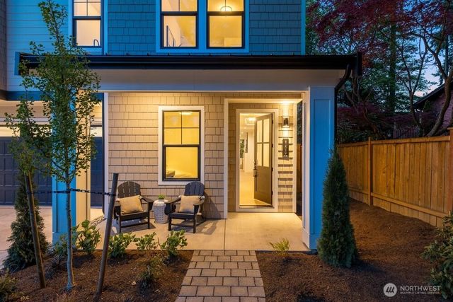 11610 NE 92nd Street, Kirkland, WA 98033