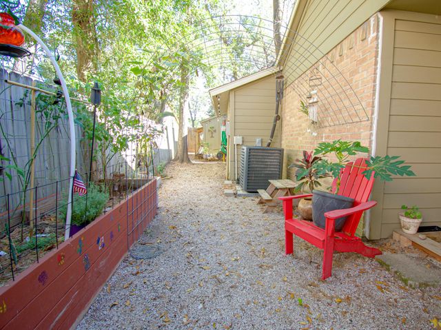 3119 Village Woods Drive, Houston, TX 77339