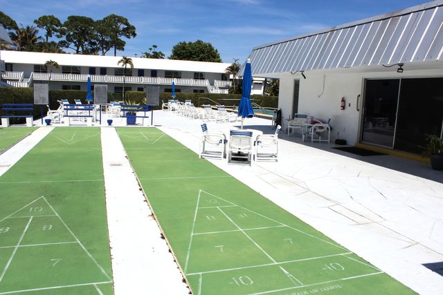 2929 SE Ocean Boulevard B2, Stuart, FL 34996