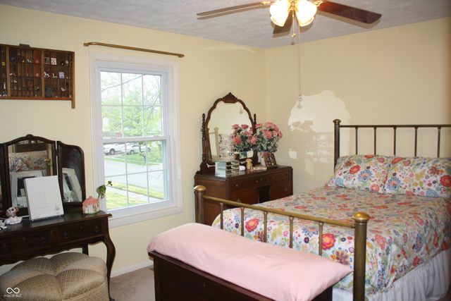 8437 Lockwood Lane, Indianapolis, IN 46217