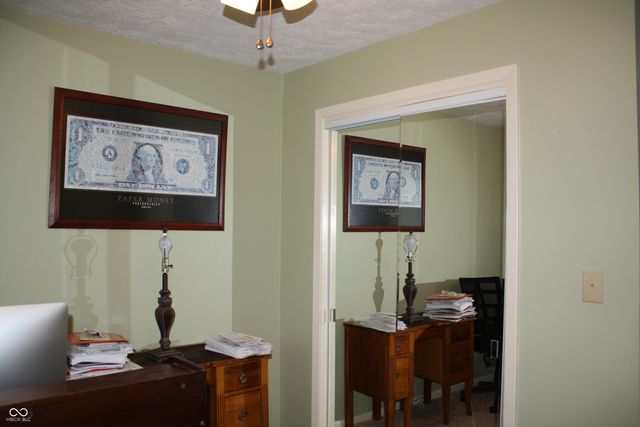 8437 Lockwood Lane, Indianapolis, IN 46217