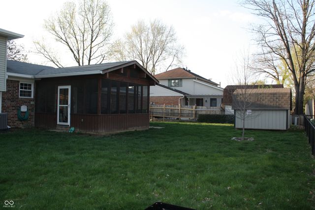 8437 Lockwood Lane, Indianapolis, IN 46217