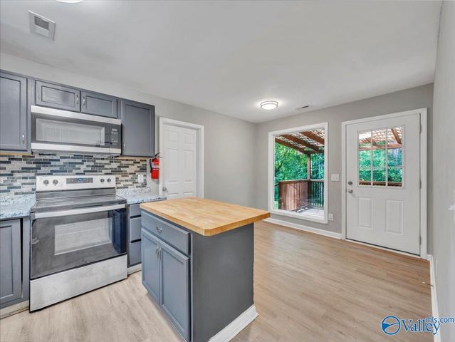 445 Mat Morrow Drive, Arab, AL 35016