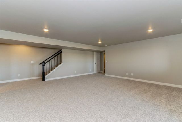 1965 Oak Terrace Avenue, North Liberty, IA 52317