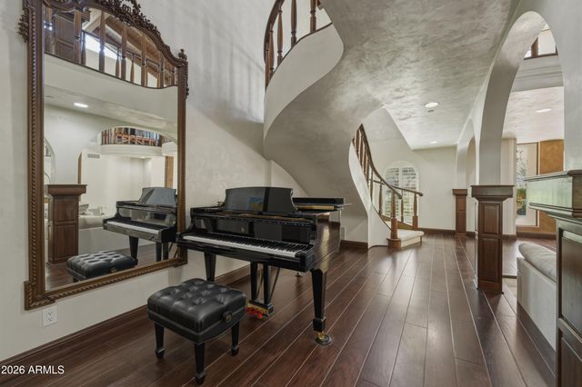 6611 N 64TH Place, Paradise Valley, AZ 85253