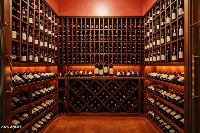 6611 N 64TH Place, Paradise Valley, AZ 85253