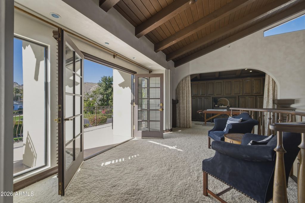 Image 31 of property listing at 6611 N 64TH Place, Paradise Valley, AZ 85253