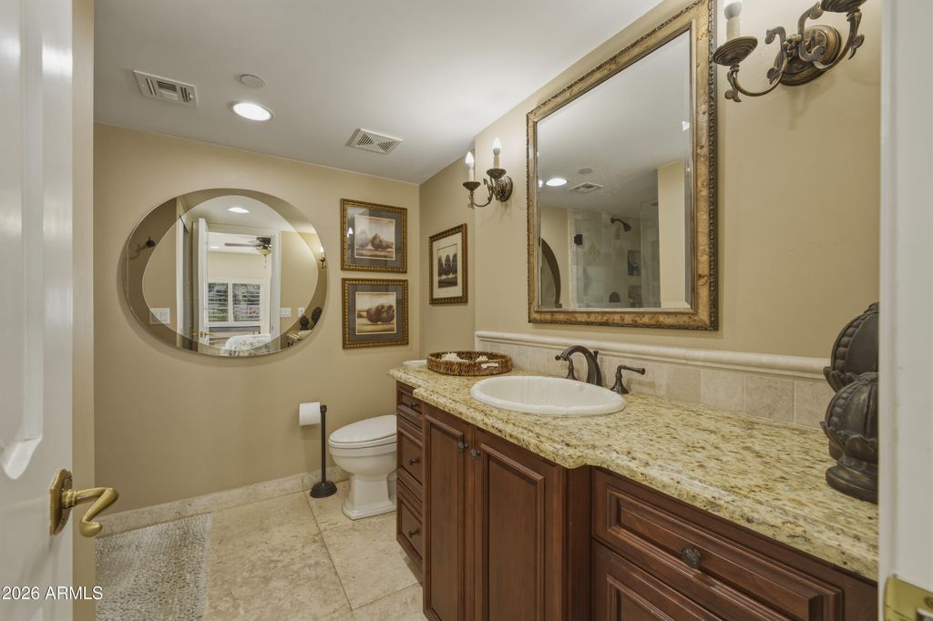 Image 48 of property listing at 6611 N 64TH Place, Paradise Valley, AZ 85253