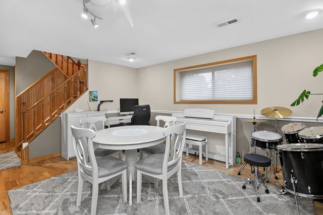 1514 Princeton Lane, Schaumburg, IL 60193